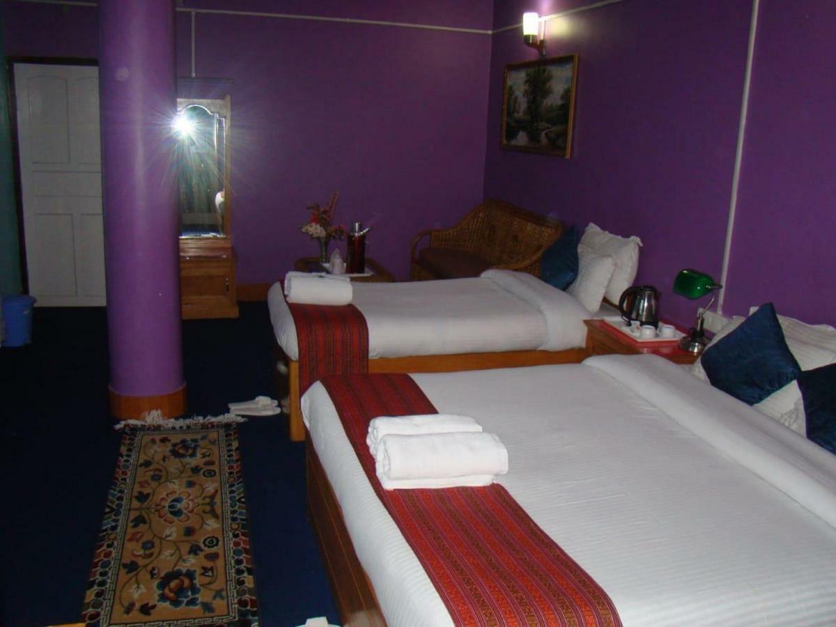 Golden Fish Hotel, Lachung Extérieur photo